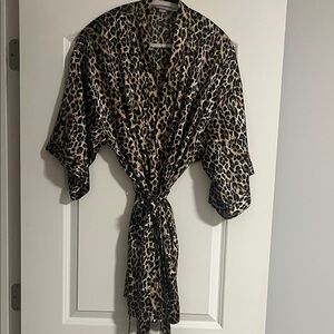 Victoria secret Leopard Print  Robe